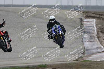 media/Nov-29-2025-TrackDaz (Sat) [[10ae2d9bce]]/B Group/Session 3 (Outside Grapevine)/